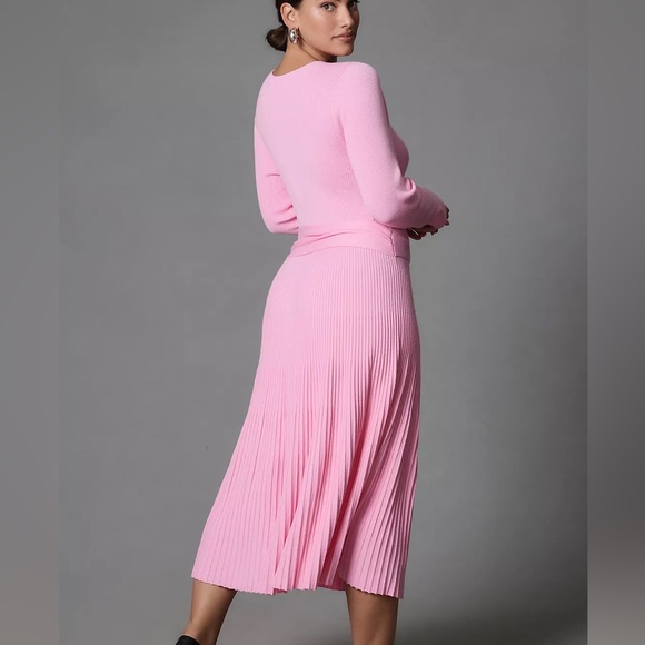 NWT $198 Anthropologie Long-Sleeve Ribbed Sweater Midi Dress - Small - Picture 5 of 9